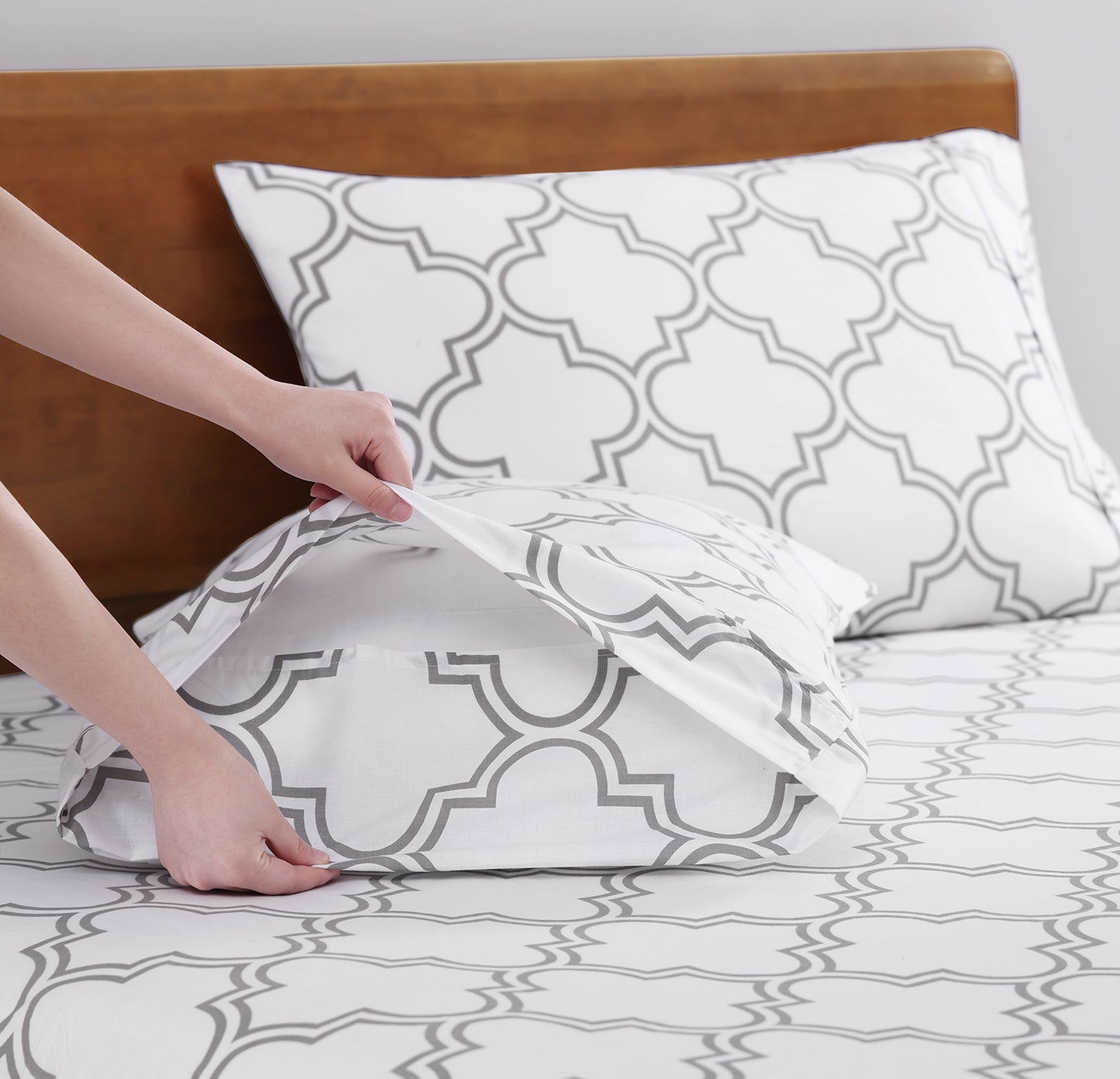100% Organic Washed Cotton Sheet Set - Trellis Silver