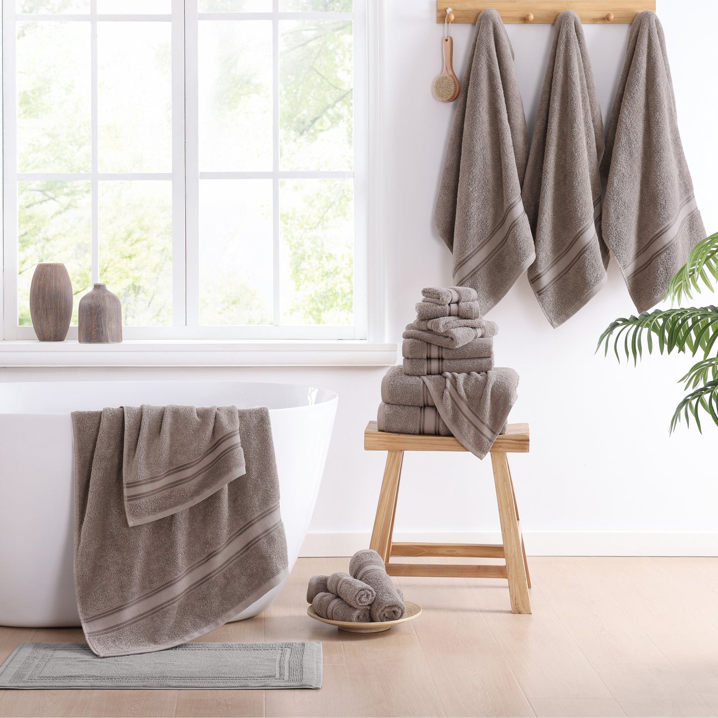 18 Piece 100% Cotton Towel Set 550GSM - Platinum