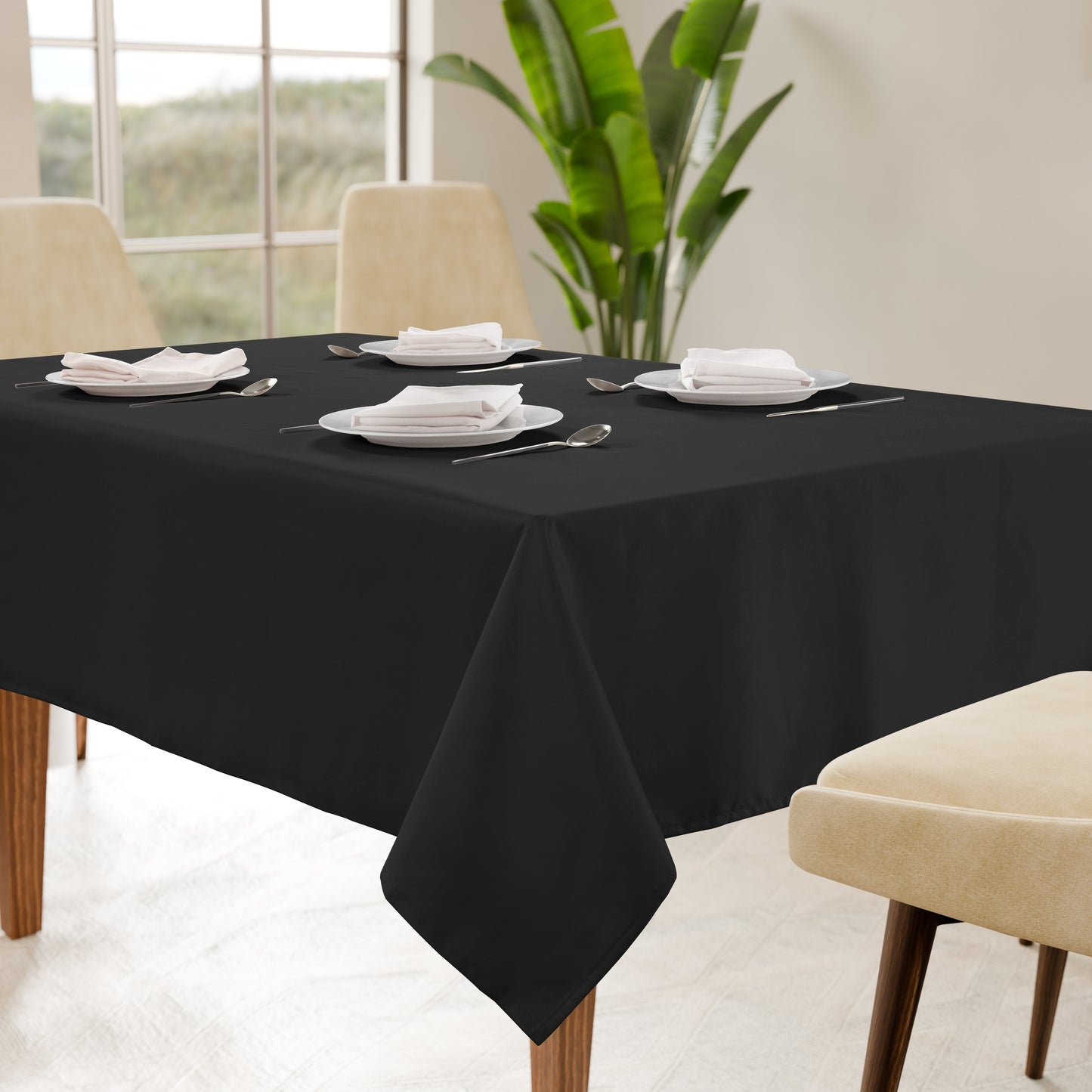 Solid Tablecloth 4 seat 152x152cm - Black