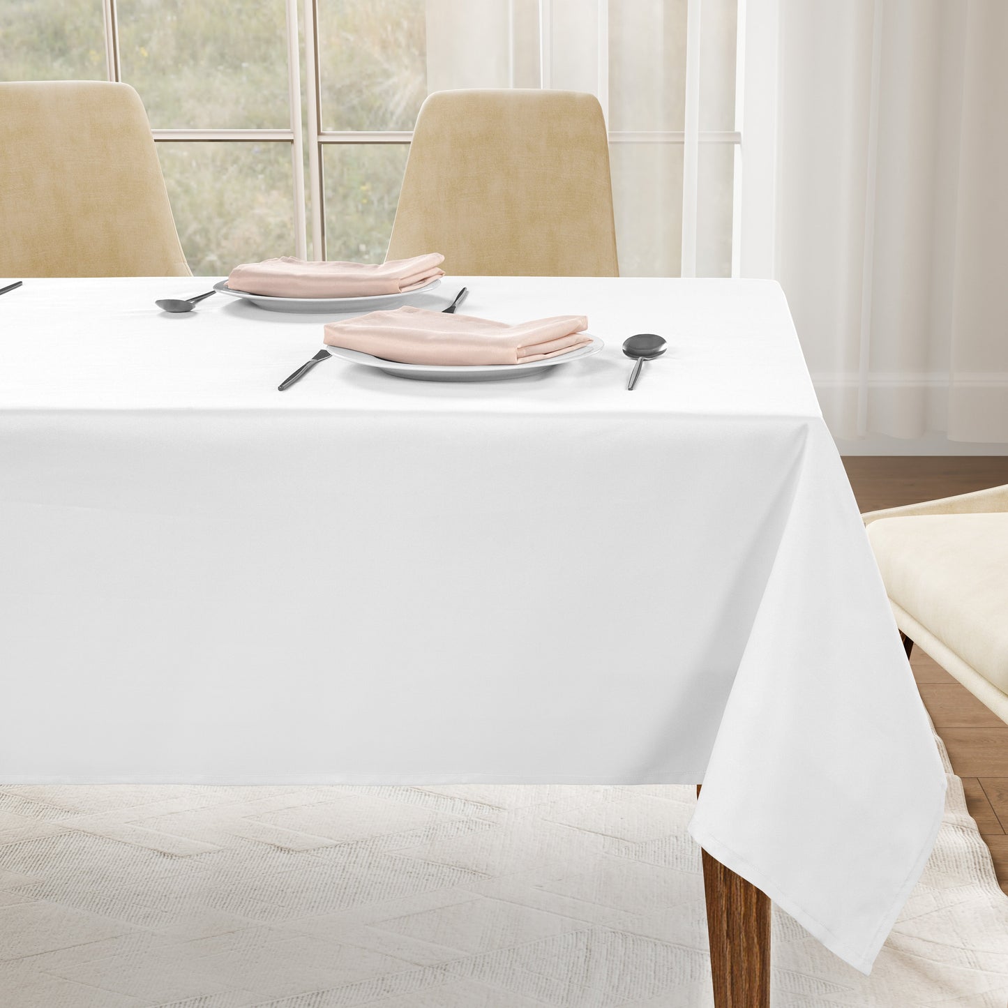 Solid Tablecloth 4 seat 152x152cm - White
