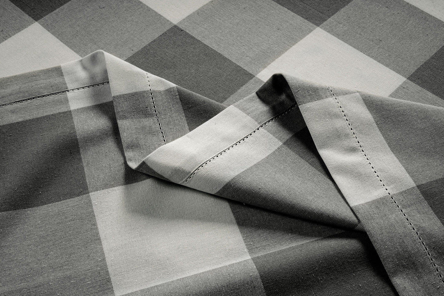 100% Cotton Table Runner 33x228cm - Grey Check